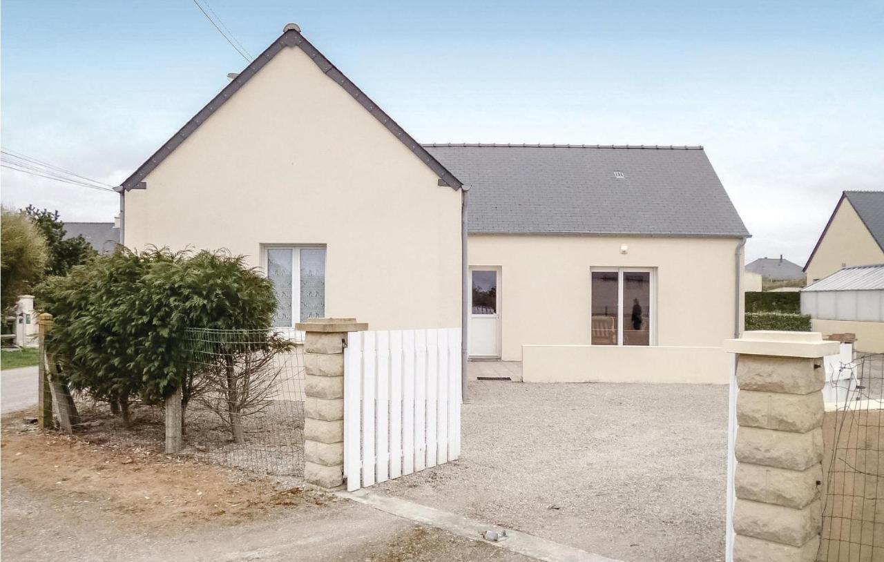 Stunning Home In St, Marcouf De Lisle With Wifi Saint-Marcouf Exteriör bild