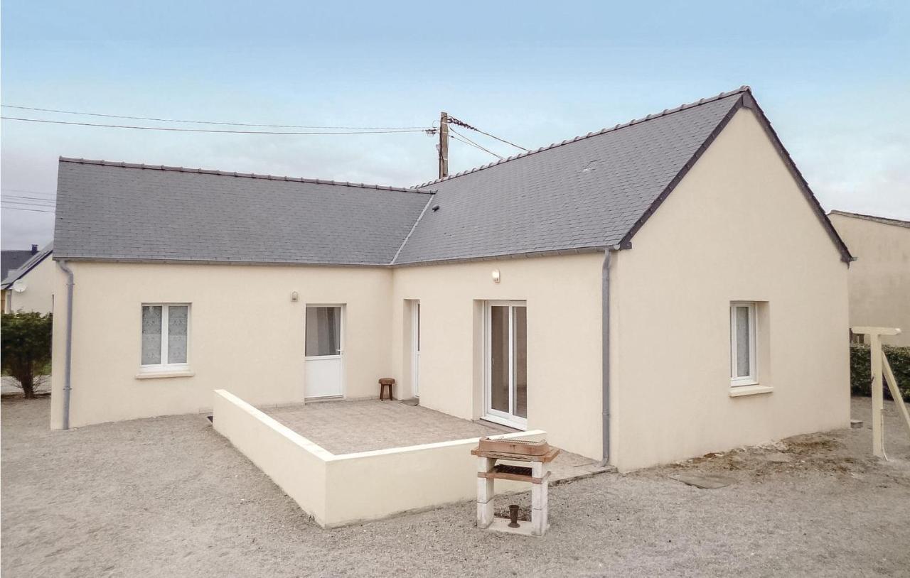 Stunning Home In St, Marcouf De Lisle With Wifi Saint-Marcouf Exteriör bild