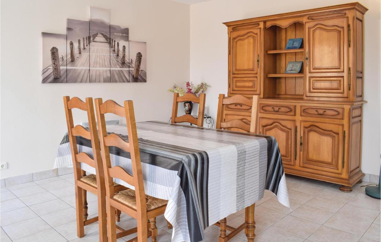 Stunning Home In St, Marcouf De Lisle With Wifi Saint-Marcouf Exteriör bild